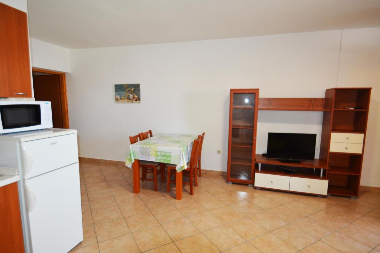 Apartments Barbati Kustići 外观 照片
