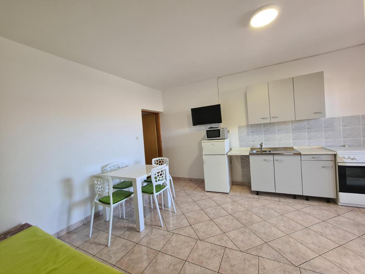 Apartments Barbati Kustići 外观 照片