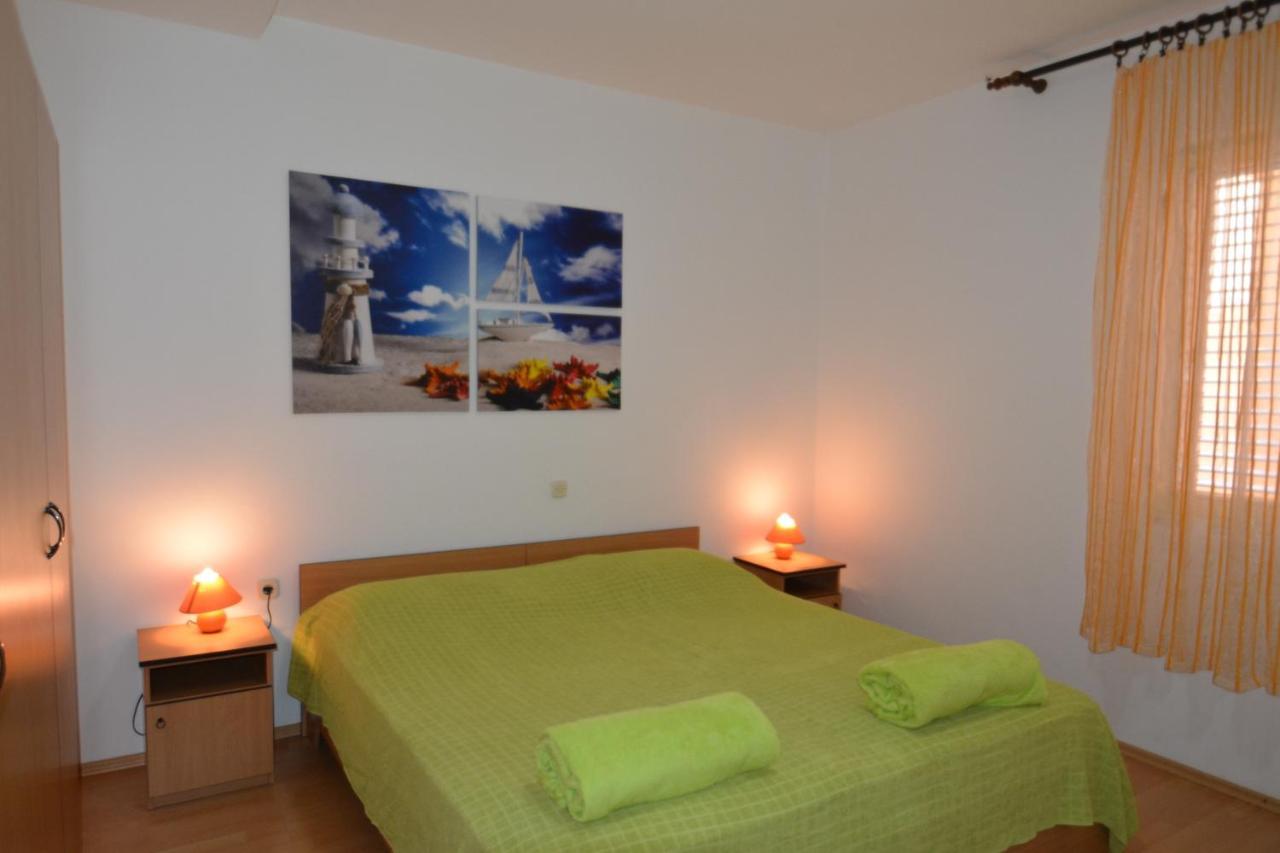 Apartments Barbati Kustići 外观 照片