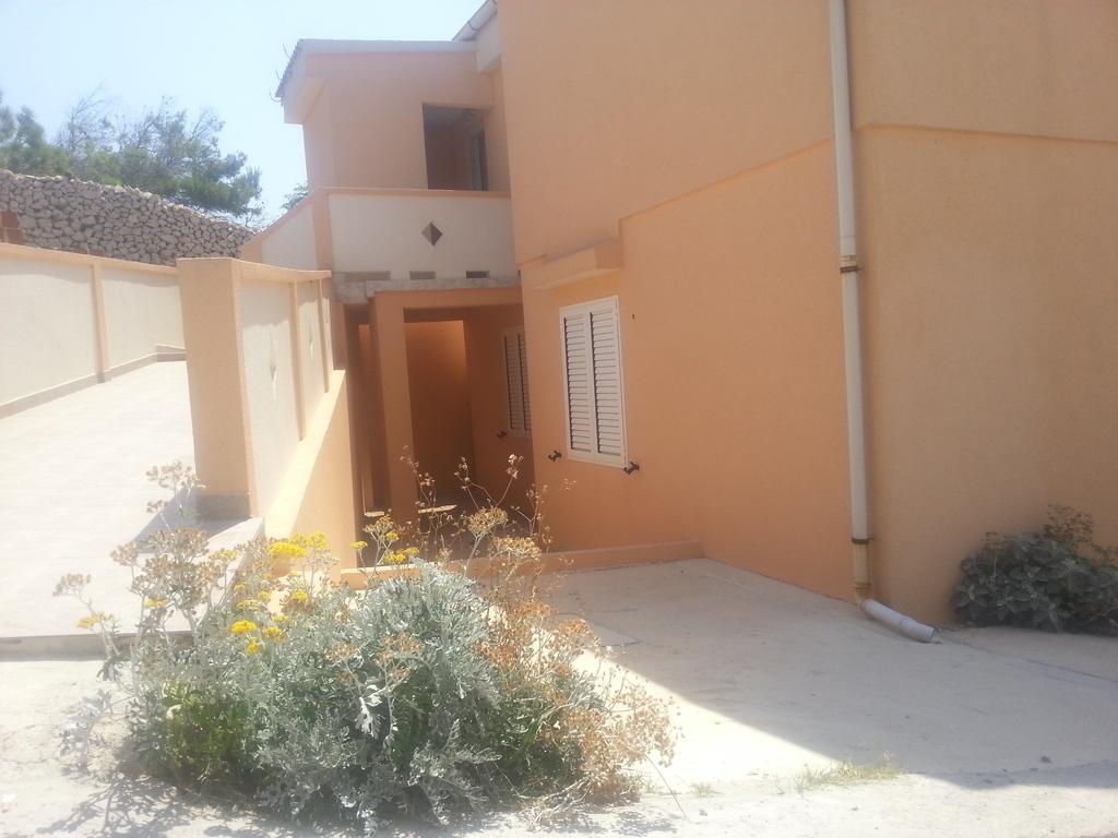Apartments Barbati Kustići 外观 照片