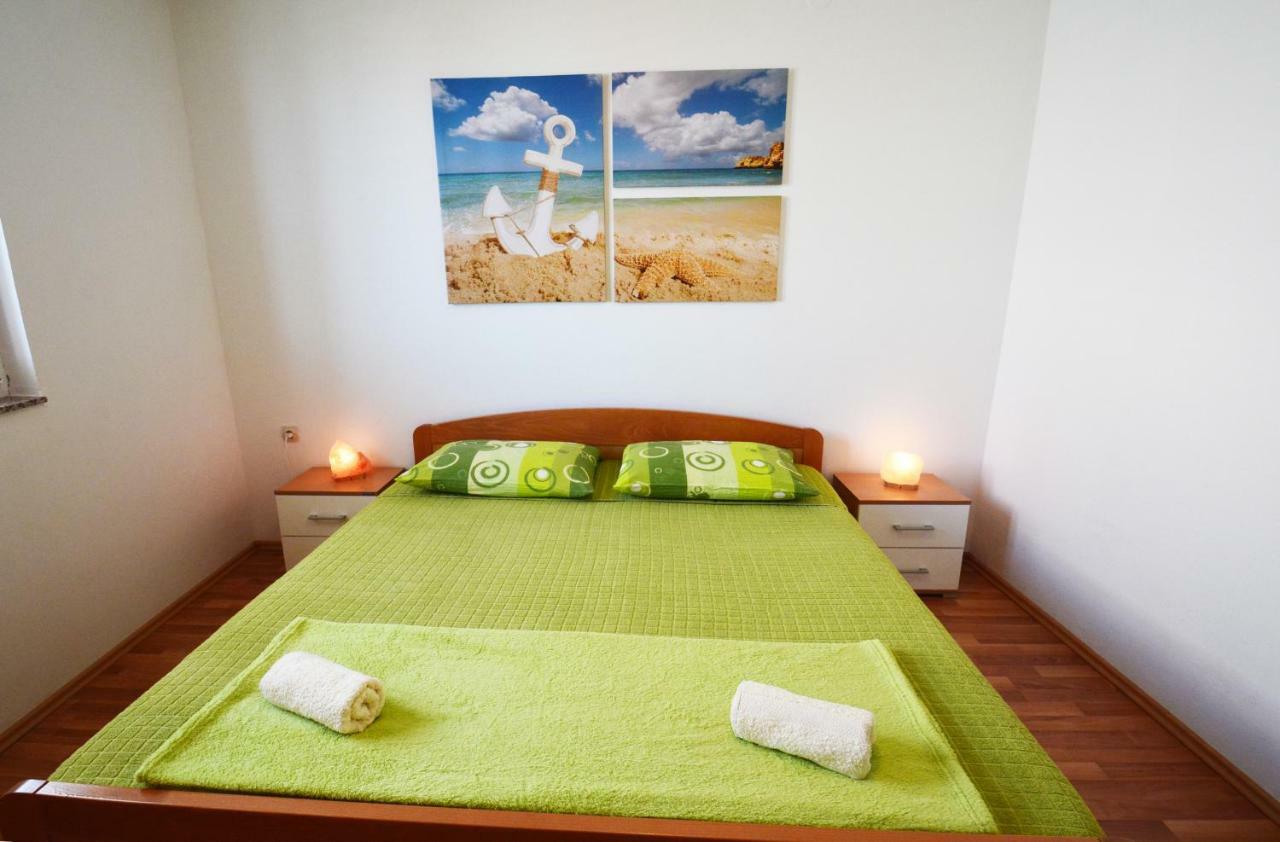 Apartments Barbati Kustići 外观 照片