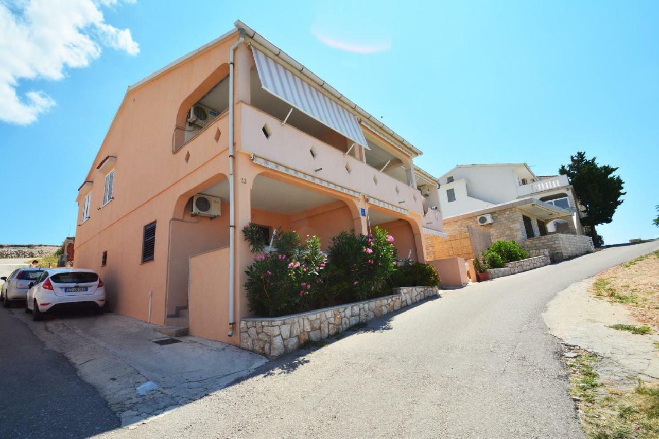 Apartments Barbati Kustići 外观 照片