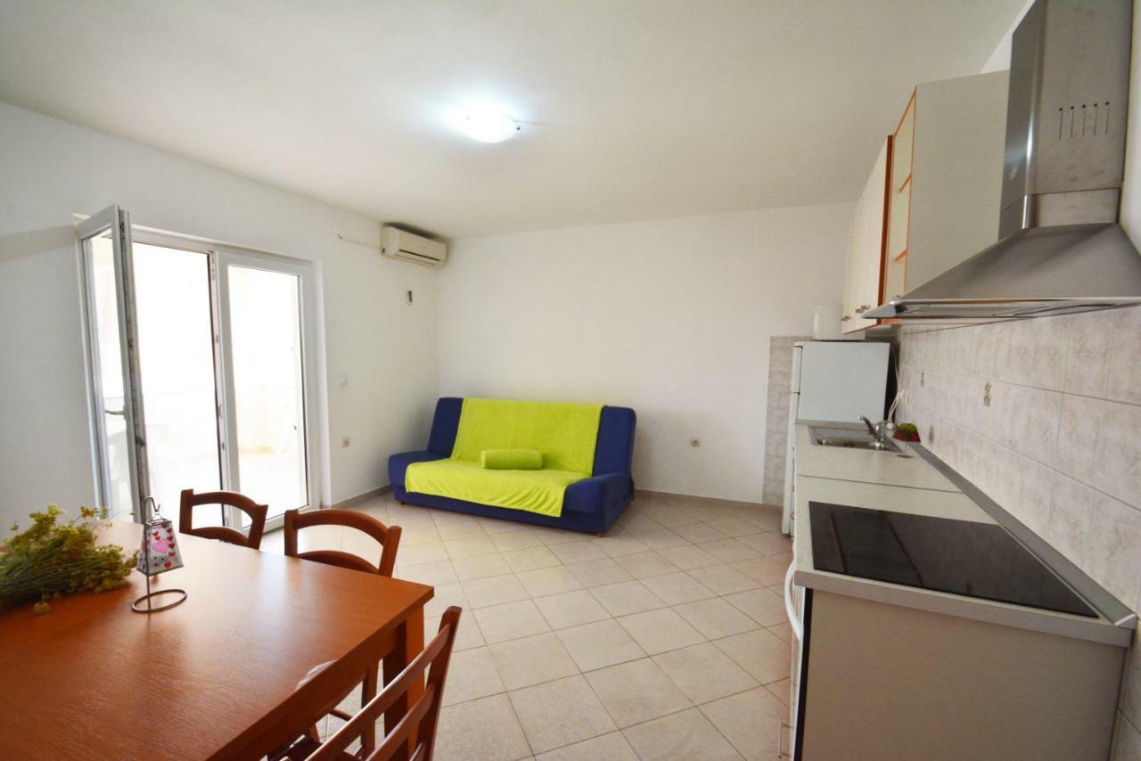 Apartments Barbati Kustići 外观 照片