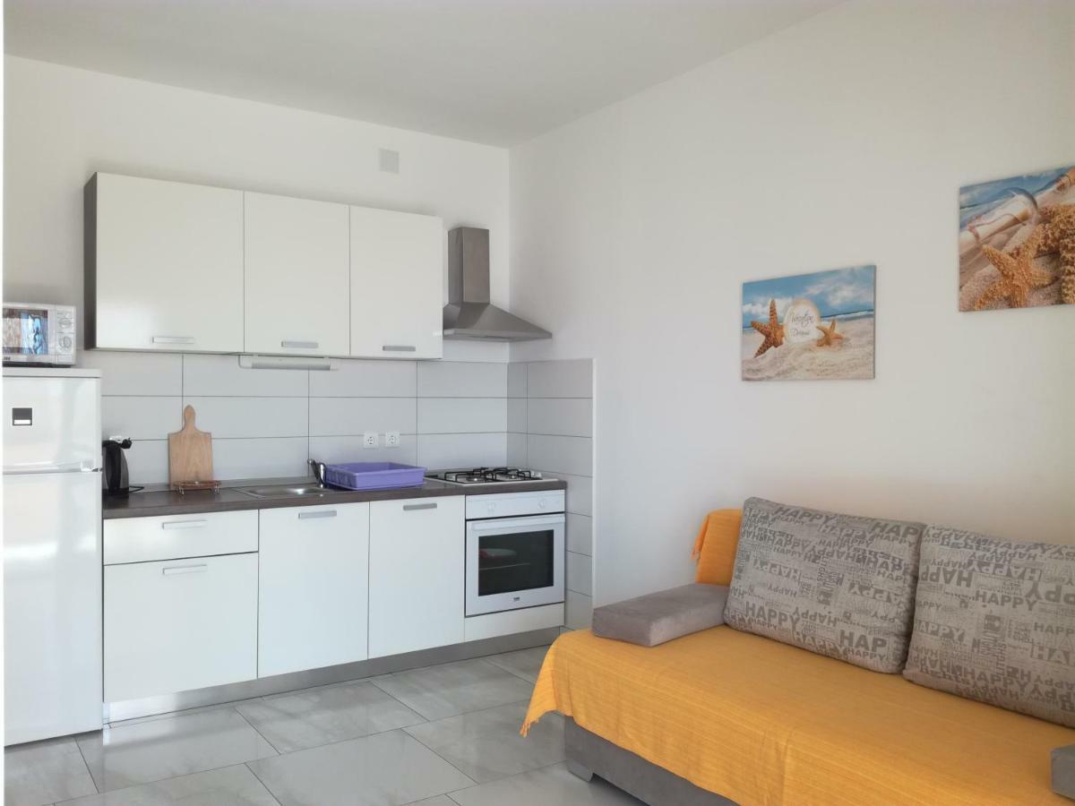 Apartments Barbati Kustići 外观 照片