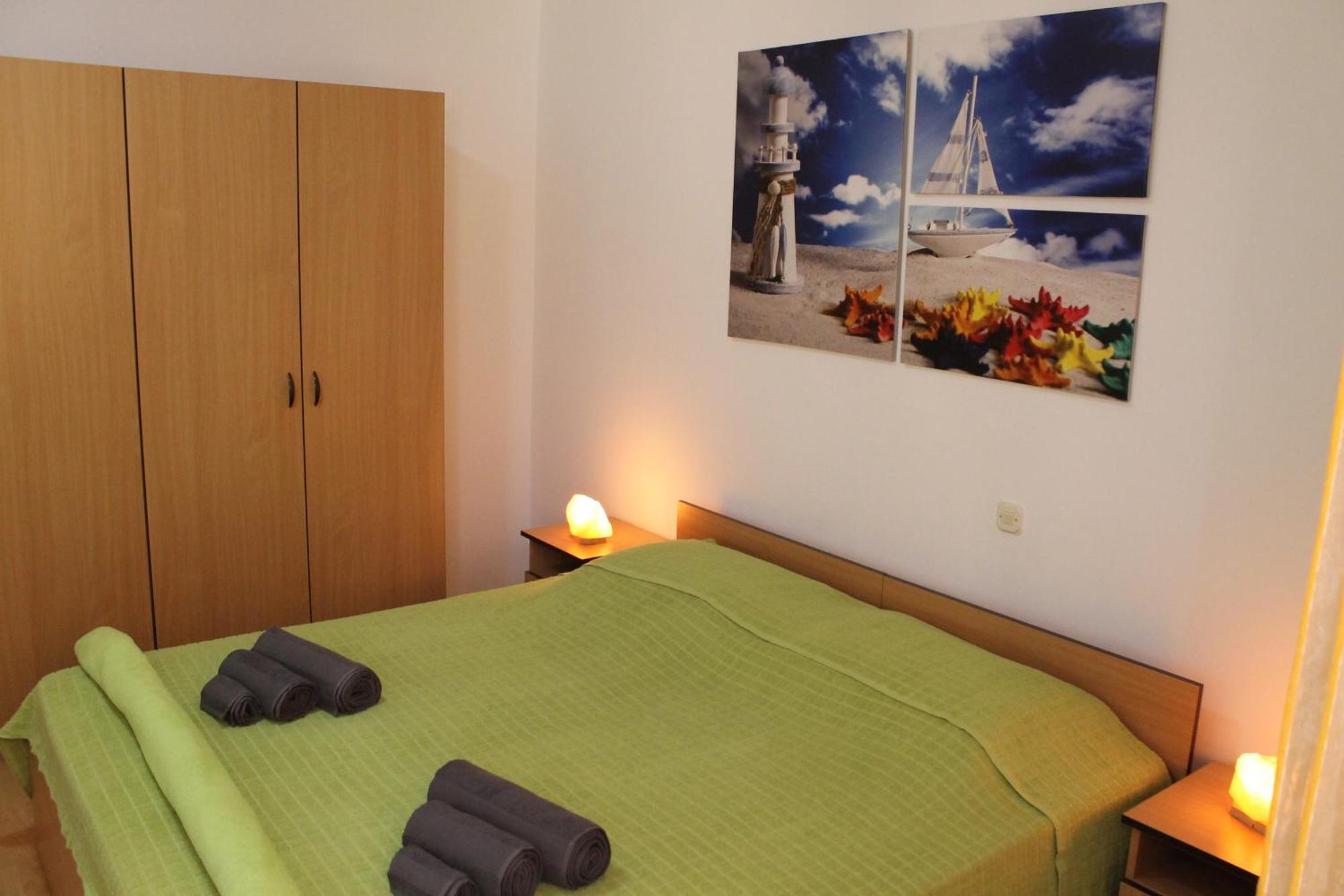 Apartments Barbati Kustići 外观 照片